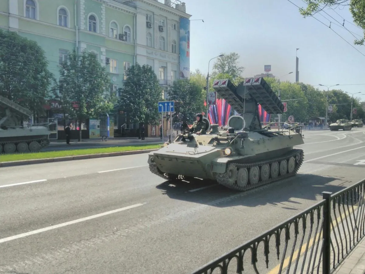 Окупований Донецьк, репетиція параду до Дня перемоги 2018