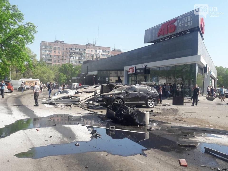 ДТП у Дніпрі: вантажівка влетіла у 13 автомобілів – є жертви