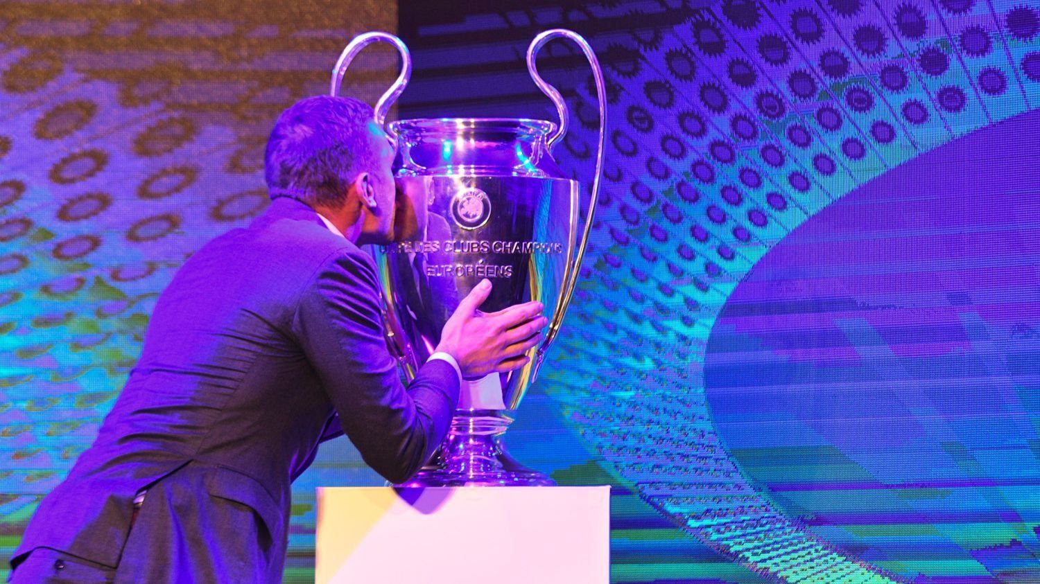 Напередодні фіналу Ліги Чемпіонів ціни на оренду житла у Києві вражають неадекватністю Напередодні фіналу Ліги Чемпіонів ціни на оренду житла у Києві вражають неадекватністю