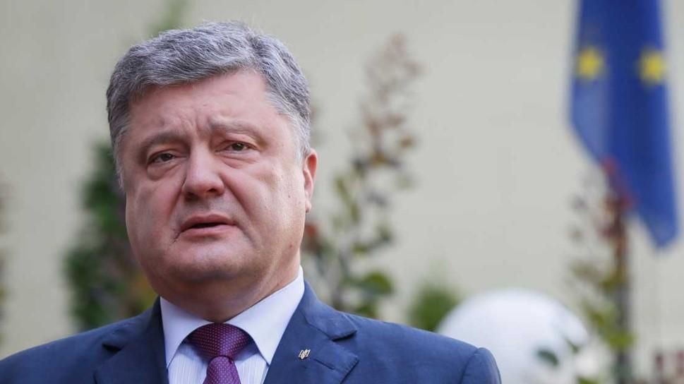 Лещенко розповів, чому Порошенко не надсилає послів за кордон