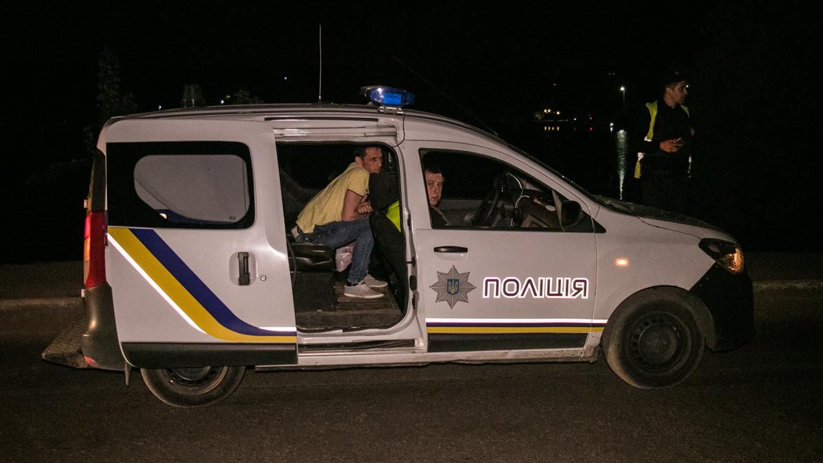 Вночі у Києві пролунав вибух: фото з місця події Вночі у Києві пролунав вибух: фото з місця події