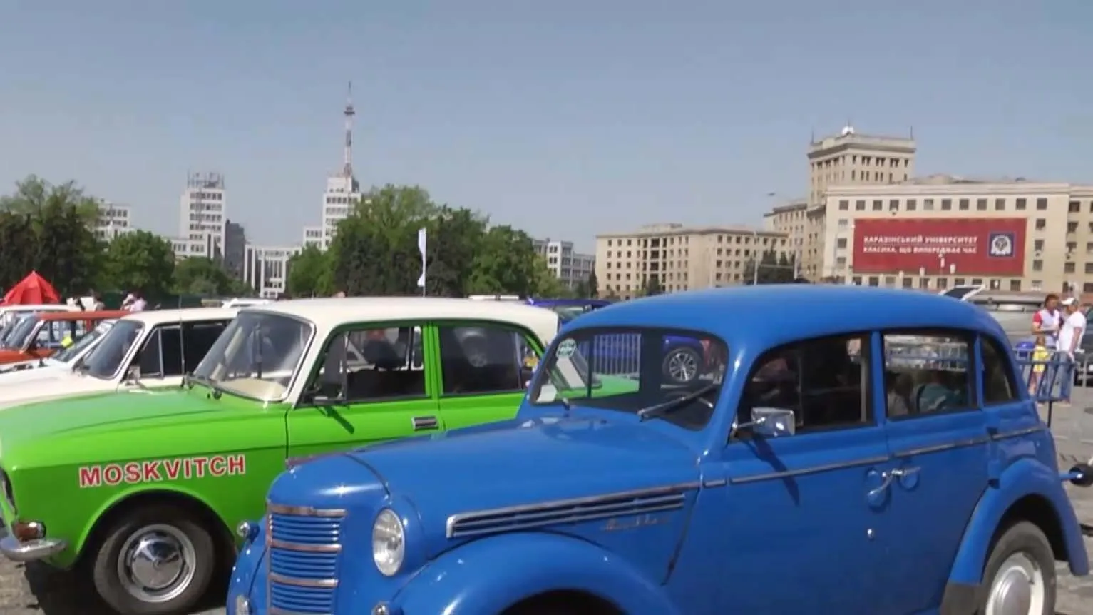 Демонстрували й еволюцію машин Демонстрували й еволюцію машин