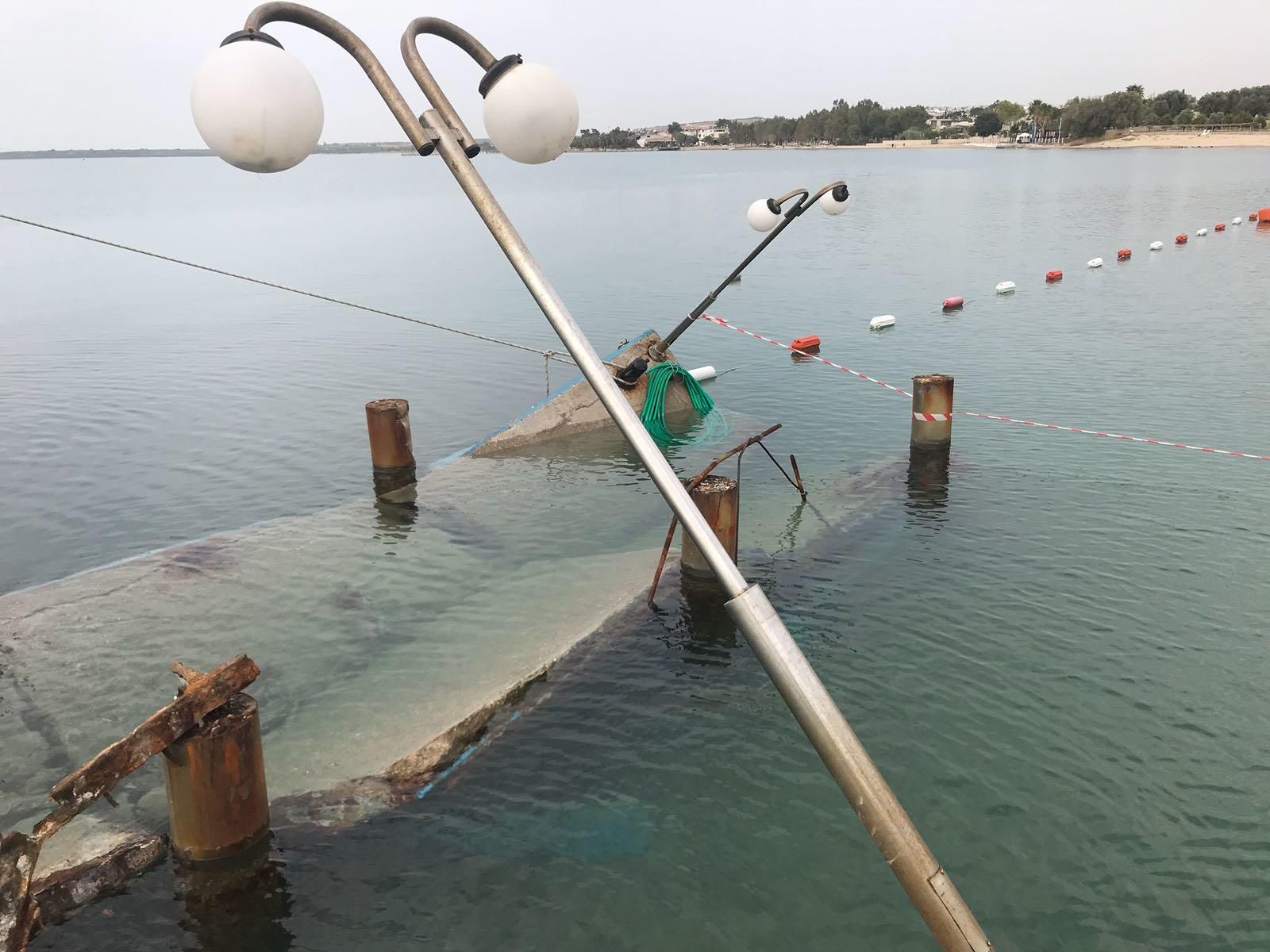 У Туреччині розвалився пірс фешенебельного готелю, є постраждалі У Туреччині розвалився пірс фешенебельного готелю, є постраждалі