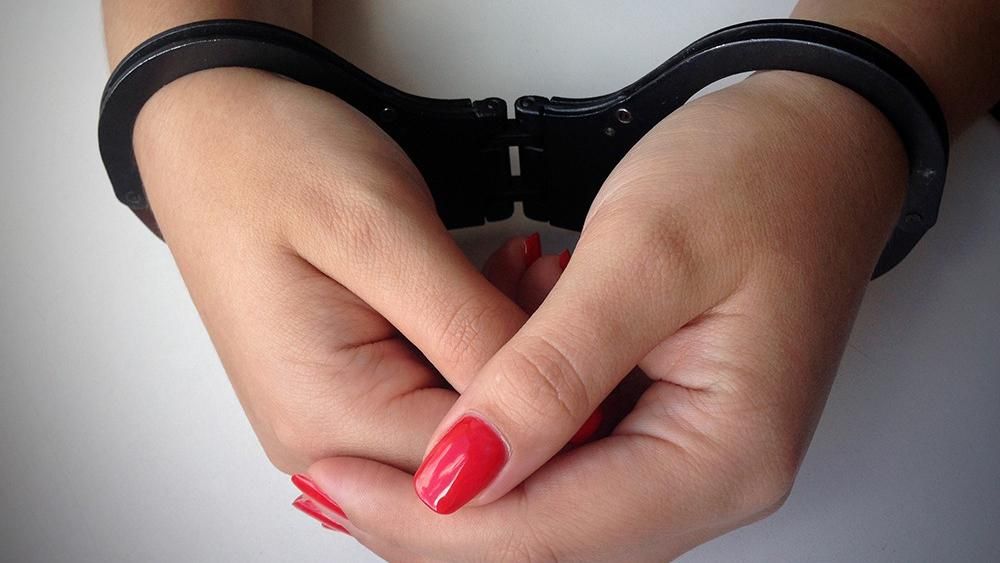 В Николаеве девушек привлекали для секс-бизнеса в Азии и Европе В Николаеве девушек привлекали для секс-бизнеса в Азии и Европе