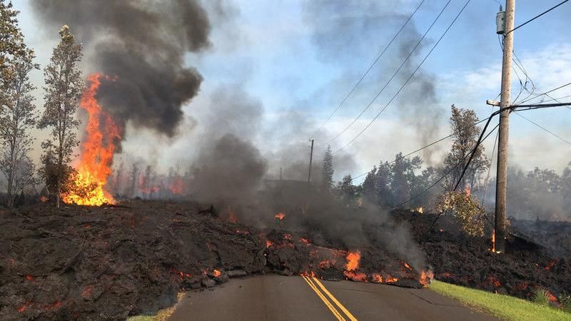 Потужний вулкан на Гаваях знищив понад 20 будинків: фото та відео