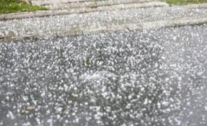 Черкаси накрив град розміром у кілька сантиметрів: приголомшливі фото, відео Черкаси накрив град розміром у кілька сантиметрів: приголомшливі фото, відео