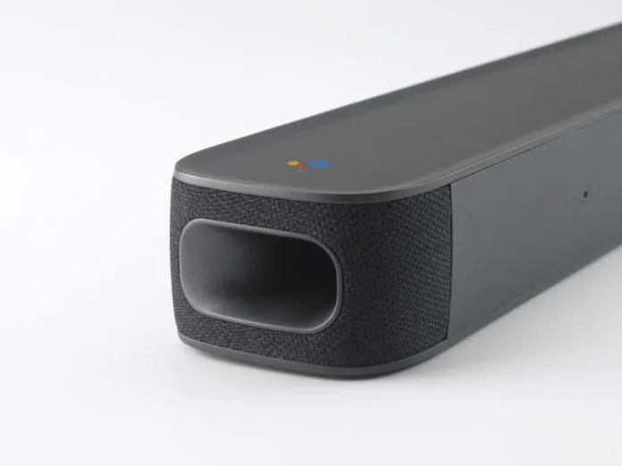 JBL Link Bar може використовуватися як портативна Bluetooth-колонка