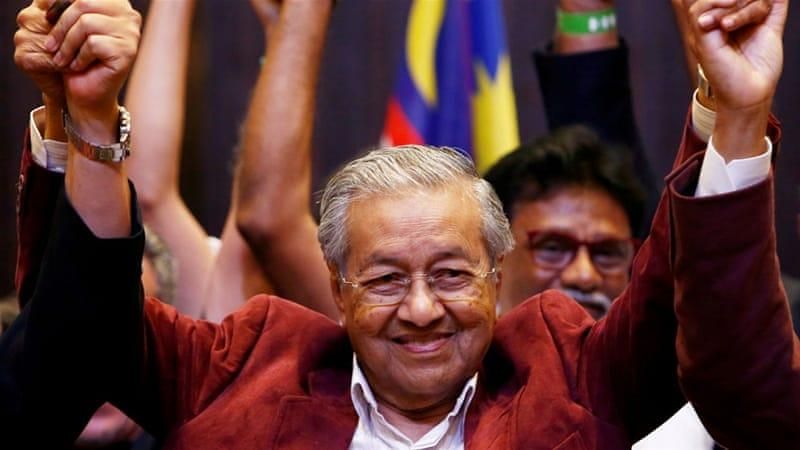 Історична перемога Махатхіра Мохамада на виборах у Малайзії: що чекає на країну