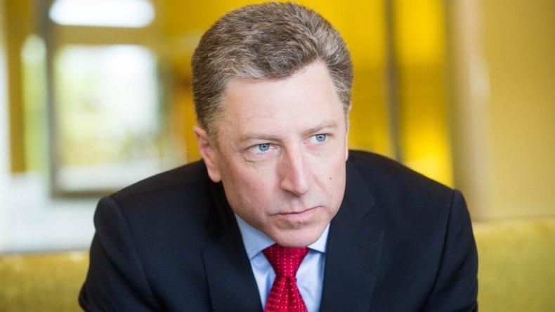 До України їде Курт Волкер До України їде Курт Волкер