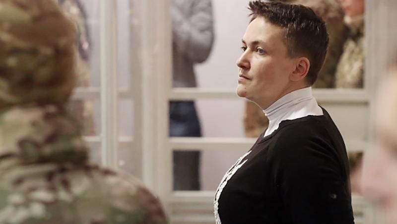 Савченко отримала зброю для теракту у Києві від полковників з Росії, – Луценко Савченко отримала зброю для теракту у Києві від полковників з Росії, – Луценко