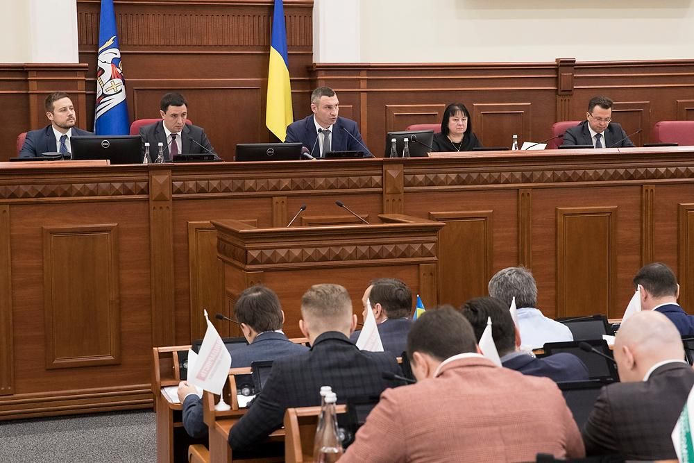 У Києві тестують "розумний" тролейбус підвищеної комфортності У Києві тестують "розумний" тролейбус підвищеної комфортності