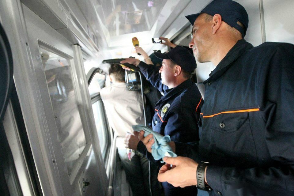 В Укрзализныце заработала новая система уборки вагонов