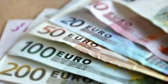 Еще одна страна заявила о готовности перехода на евро