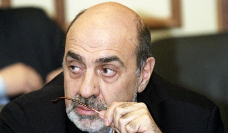 Помер російський політолог, який брав участь у таємних зустрічах з Путіним Помер російський політолог, який брав участь у таємних зустрічах з Путіним