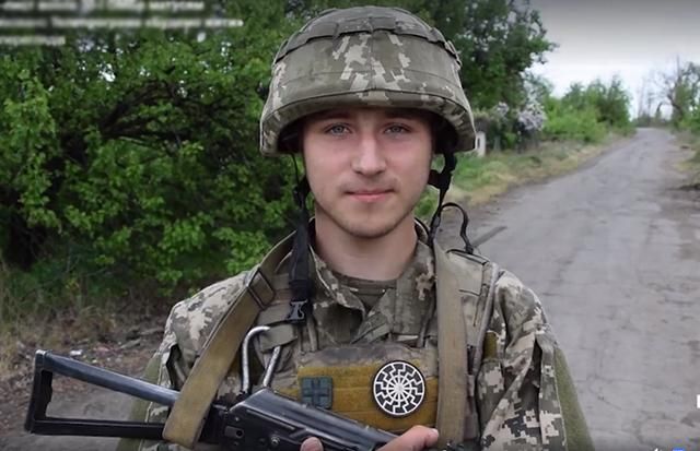 Українські військові зворушливо привітали із Днем матері своїх неньок: відео