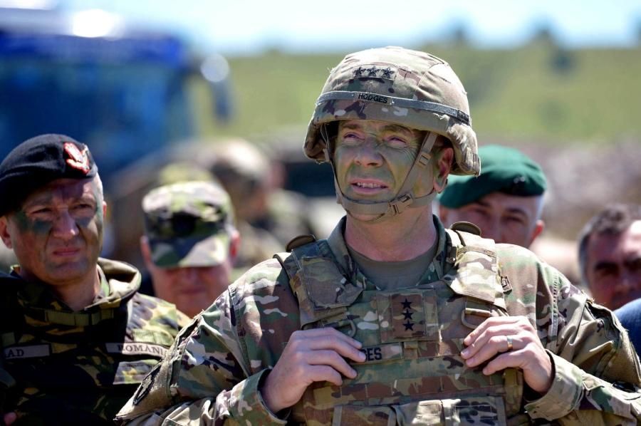 Члени НАТО повинні підвищити мобільність своїх військ у Європі, – генерал США у відставці Члени НАТО повинні підвищити мобільність своїх військ у Європі, – генерал США у відставці