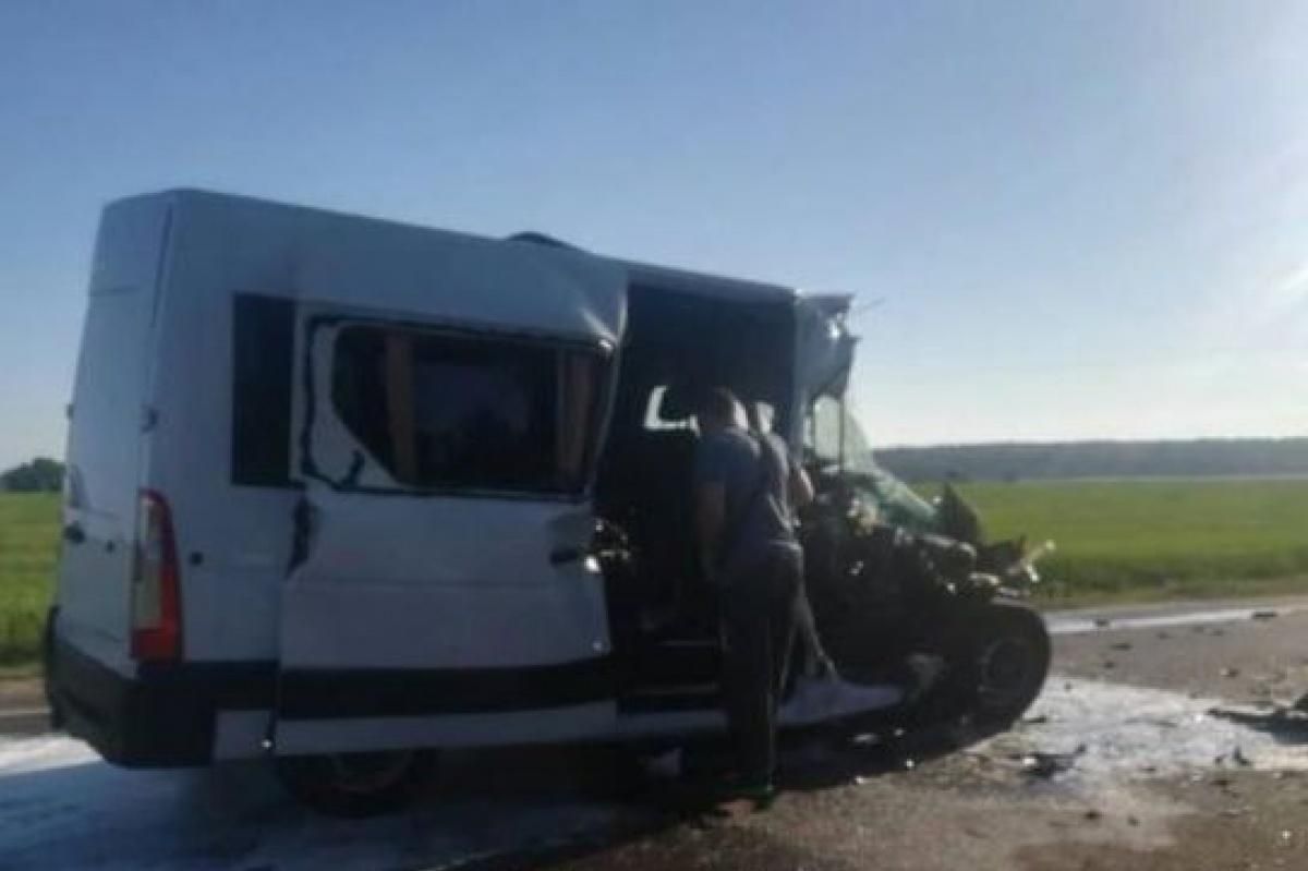 Смертельное ДТП с украинскими детьми в Беларуси: водителя микроавтобуса задержали Смертельное ДТП с украинскими детьми в Беларуси: водителя микроавтобуса задержали