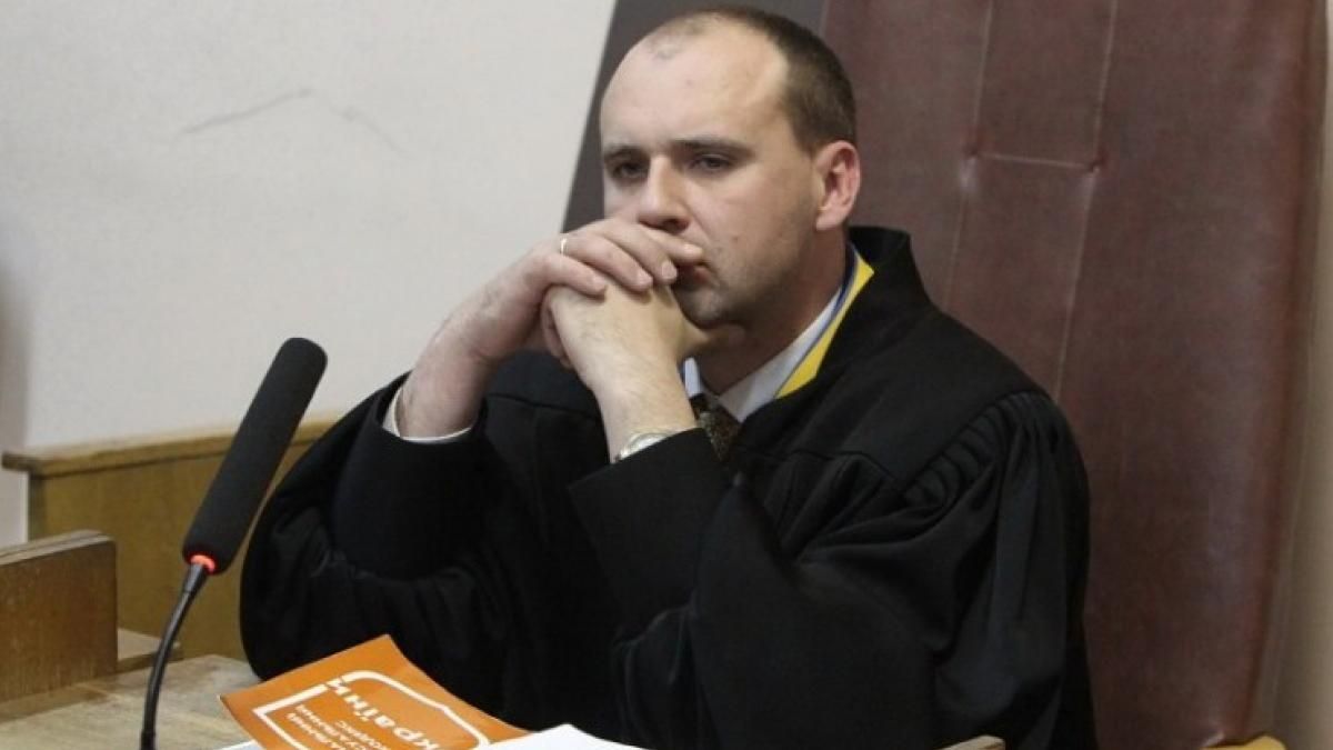 Чем запомнился одиозный судья Бобровник: видео Чем запомнился одиозный судья Бобровник: видео