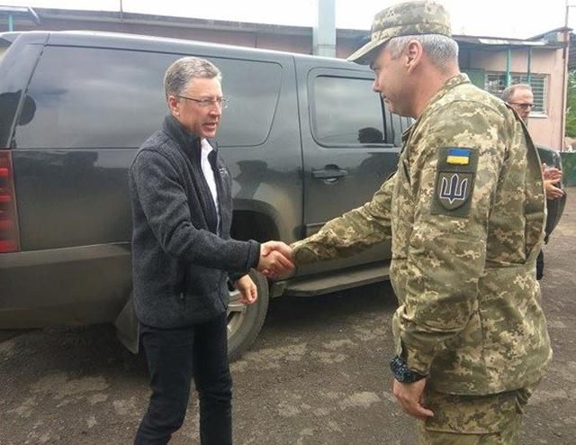 Волкер прибув на Донбас та проводить переговори з Наєвим