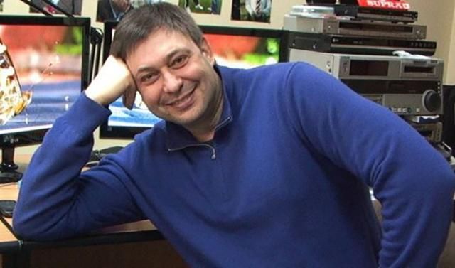 У СБУ пояснили, за що затримали журналіста "РИА Новости Украина" У СБУ пояснили, за що затримали журналіста "РИА Новости Украина"