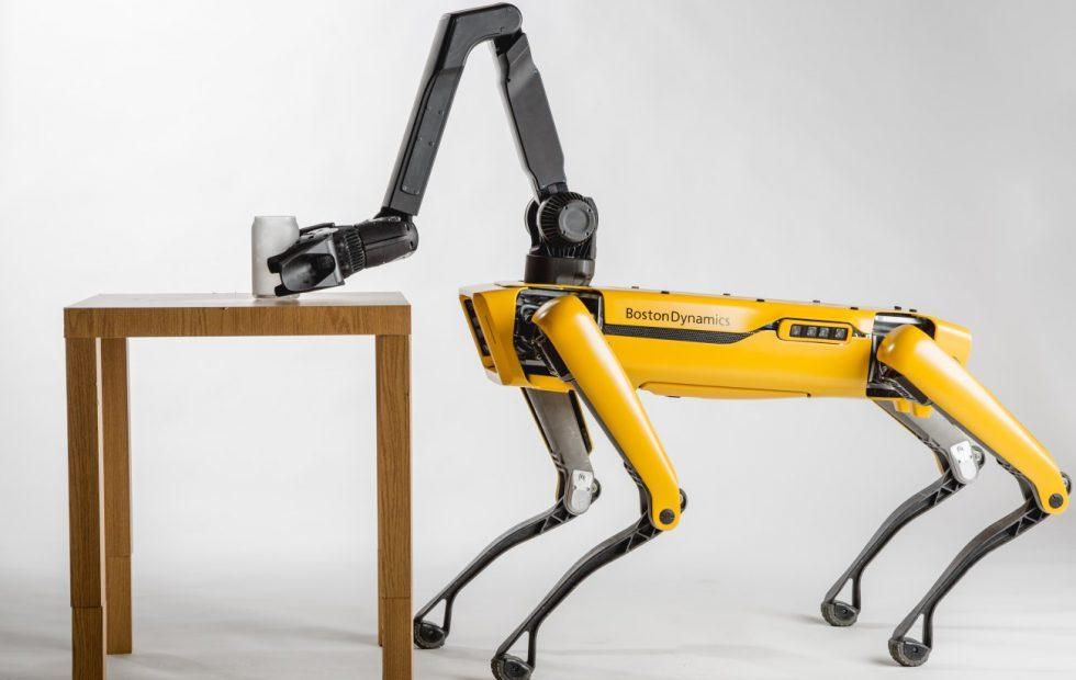 Роботи компанії Boston Dynamics вже наступного року надійдуть у вільний продаж Роботи компанії Boston Dynamics вже наступного року надійдуть у вільний продаж