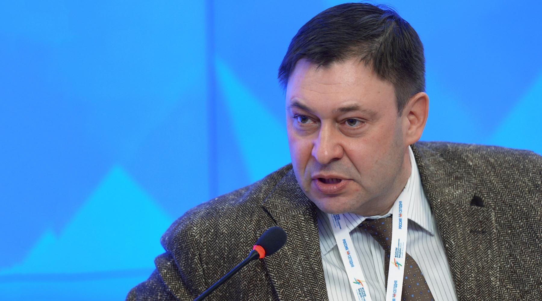 Обыски в РИА "Новости": кратко о причинах и последствиях Обыски в РИА "Новости": кратко о причинах и последствиях