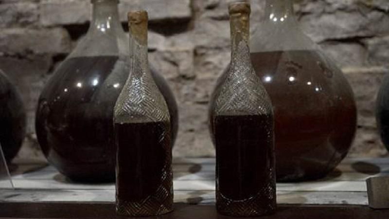 В Одессе нашли коньяк 30-х годов В Одессе нашли коньяк 30-х годов