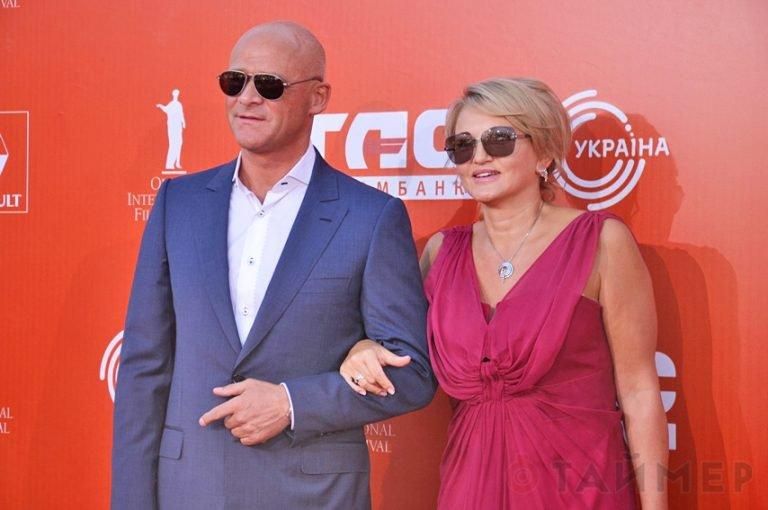 У справі Одеського аеропорту детективи НАБУ дістались до цивільної дружини Труханова У справі Одеського аеропорту детективи НАБУ дістались до цивільної дружини Труханова