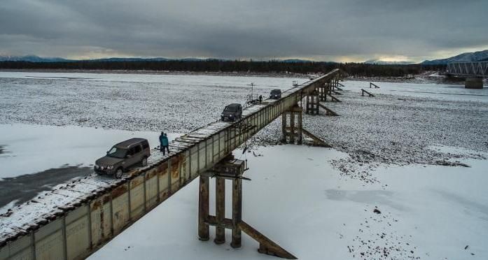 В России обрушился мост: жители забайкальского поселка изолированы от мира В России обрушился мост: жители забайкальского поселка изолированы от мира