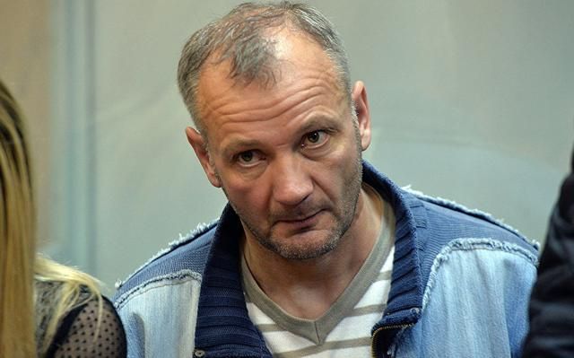 Суд отдал на поруки активиста Майдана Бубенчика