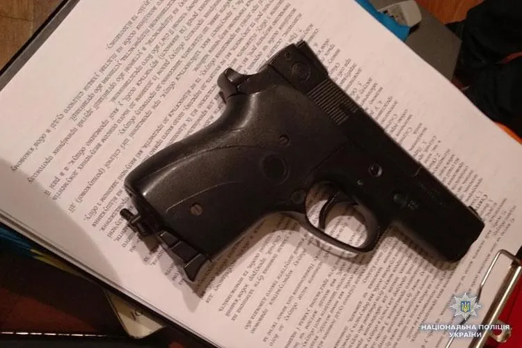 Тернопільщина, поліція, Кримінал, банда, зброя, вимагання, каліцтва Тернопільщина, поліція, Кримінал, банда, зброя, вимагання, каліцтва