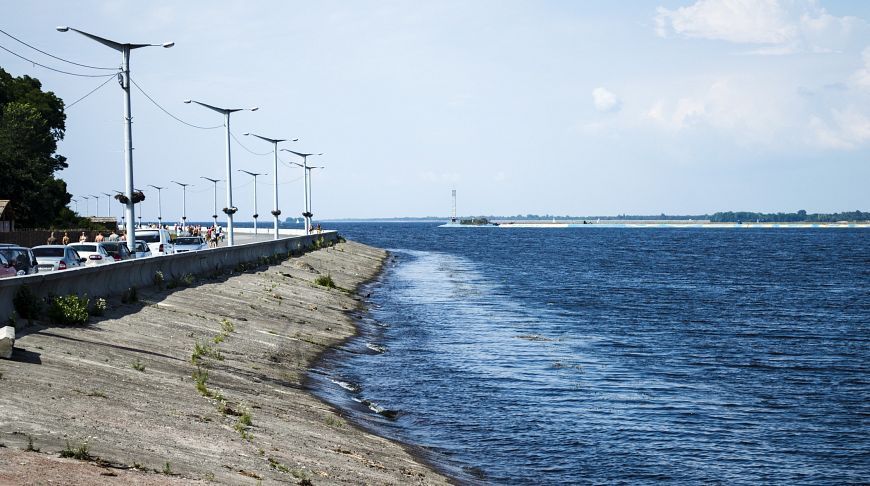 На Київському водосховищі затонув човен та зник чоловік: деталі події