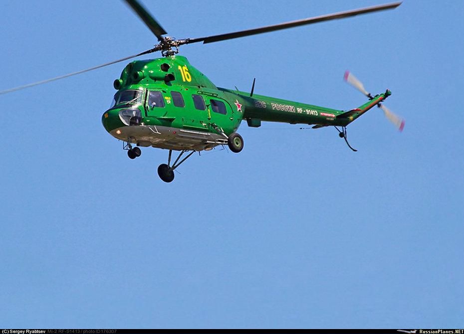 У Росії закопали у землю вертоліт, щоб приховати сліди авіакатастрофи