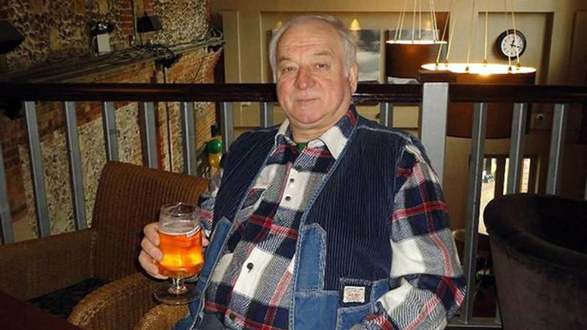 Отравление в Солсбери: из больницы выписали Сергея Скрипаля Отравление в Солсбери: из больницы выписали Сергея Скрипаля