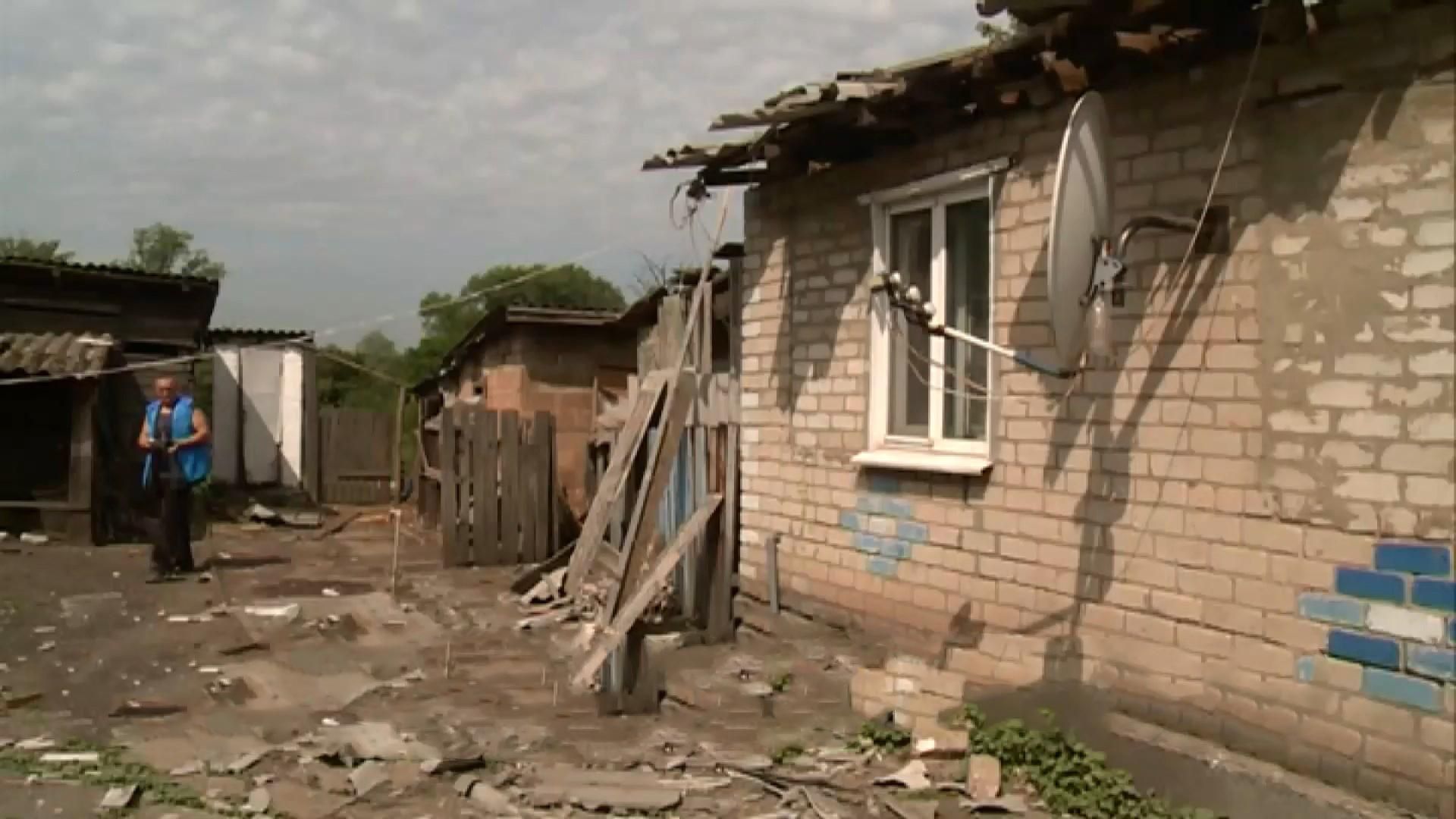 Говорив, що жити хоче, – військові розповіли, як надавали допомогу цивільним у Троїцькому Говорив, що жити хоче, – військові розповіли, як надавали допомогу цивільним у Троїцькому