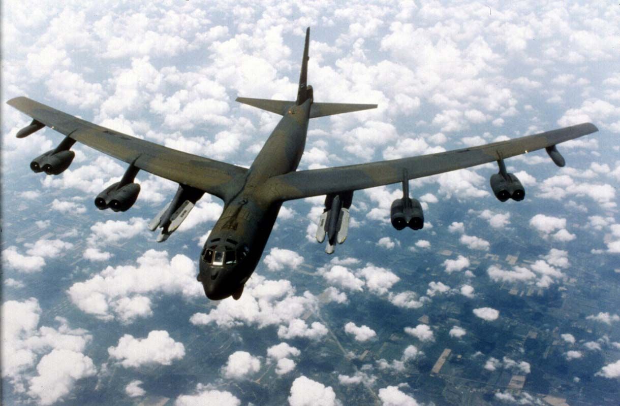 Американські військові літаки змінили маршрут через погрози КНДР, – ЗМІ