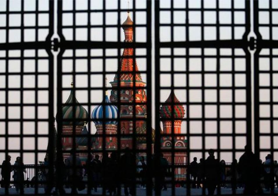 МИД требует от России освободить более 60 политзаключенных-украинцев МИД требует от России освободить более 60 политзаключенных-украинцев