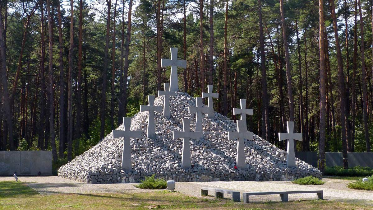 У Биківні під Києвом вшанували пам'ять жертв політичних репресій: відео