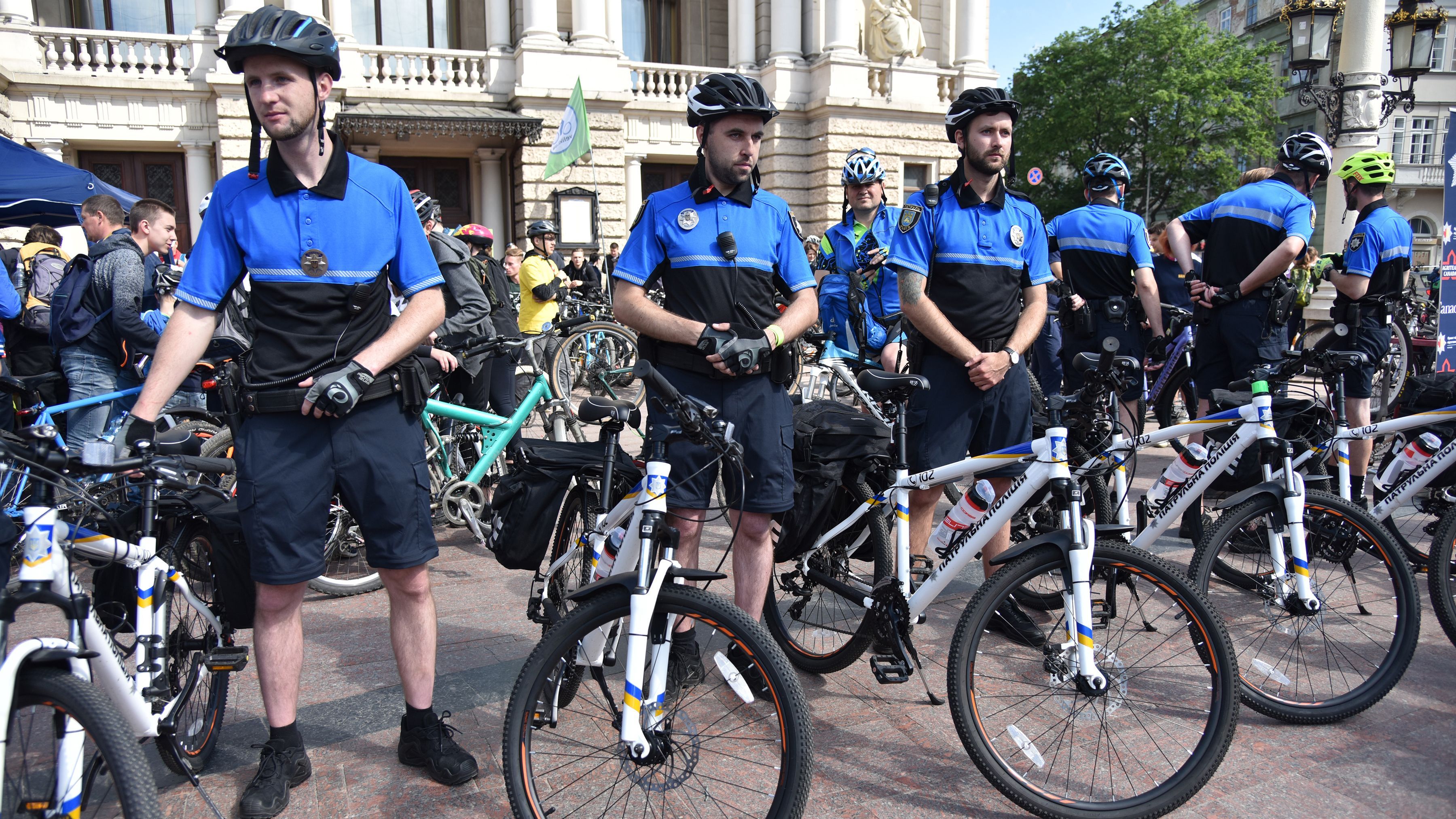 На улицы Львова выехал уникальный патруль полиции На улицы Львова выехал уникальный патруль полиции