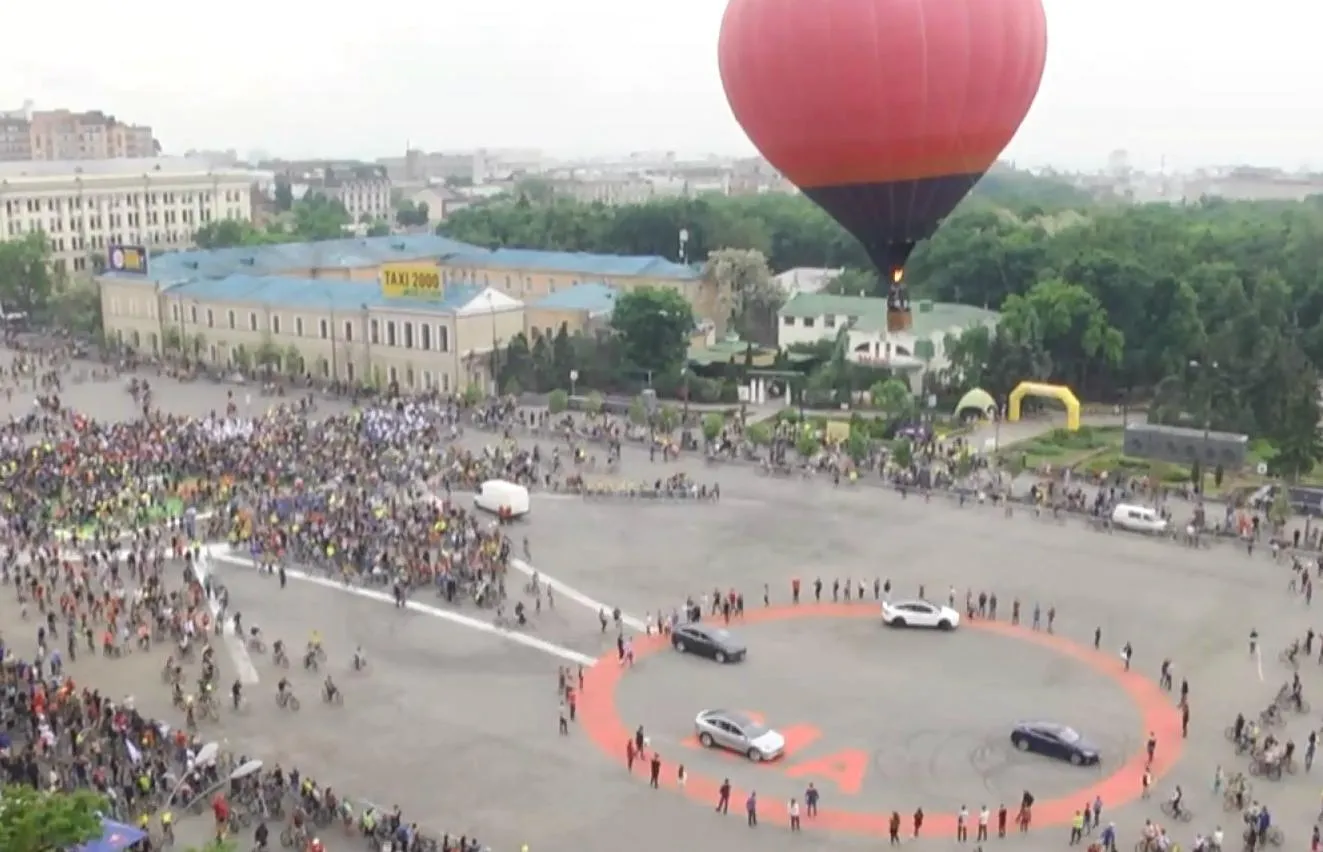 Велокарнавал у Харкові Велокарнавал у Харкові
