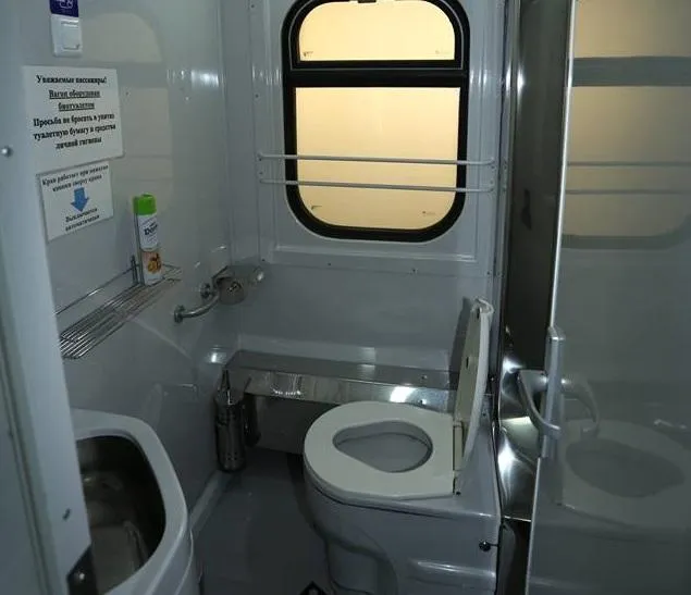 Нові туалети Укрзалізниця Нові туалети Укрзалізниця