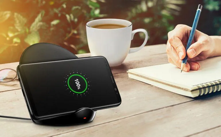 Samsung Galaxy S Light Luxury Samsung Galaxy S Light Luxury