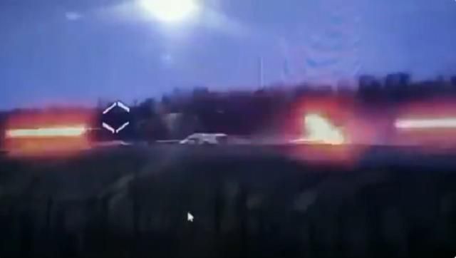 "Третя сила" на Донбасі знищила опорний пункт бойовиків: з'явилося яскраве відео "Третя сила" на Донбасі знищила опорний пункт бойовиків: з'явилося яскраве відео