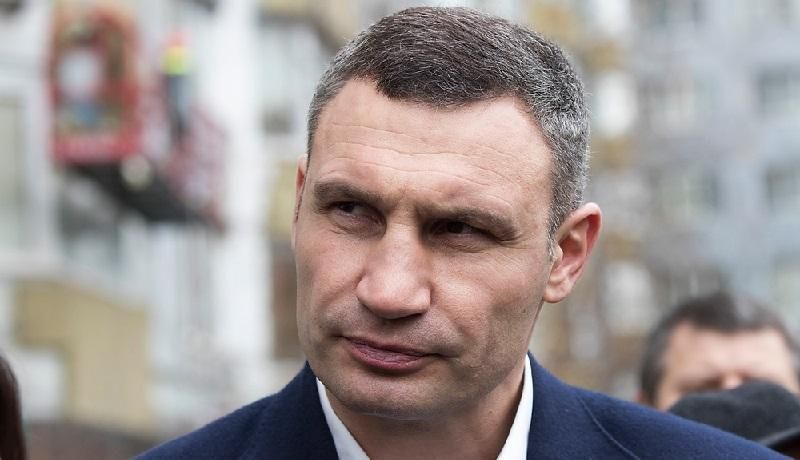Кличко попросить футбольних зірок підтримати звернення щодо звільнення Сенцова