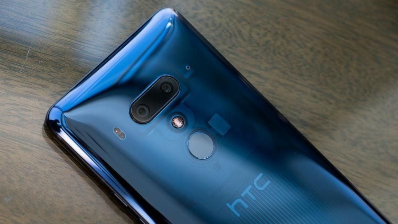 HTC представила "идеальный флагманский смартфон" U12 HTC представила "идеальный флагманский смартфон" U12