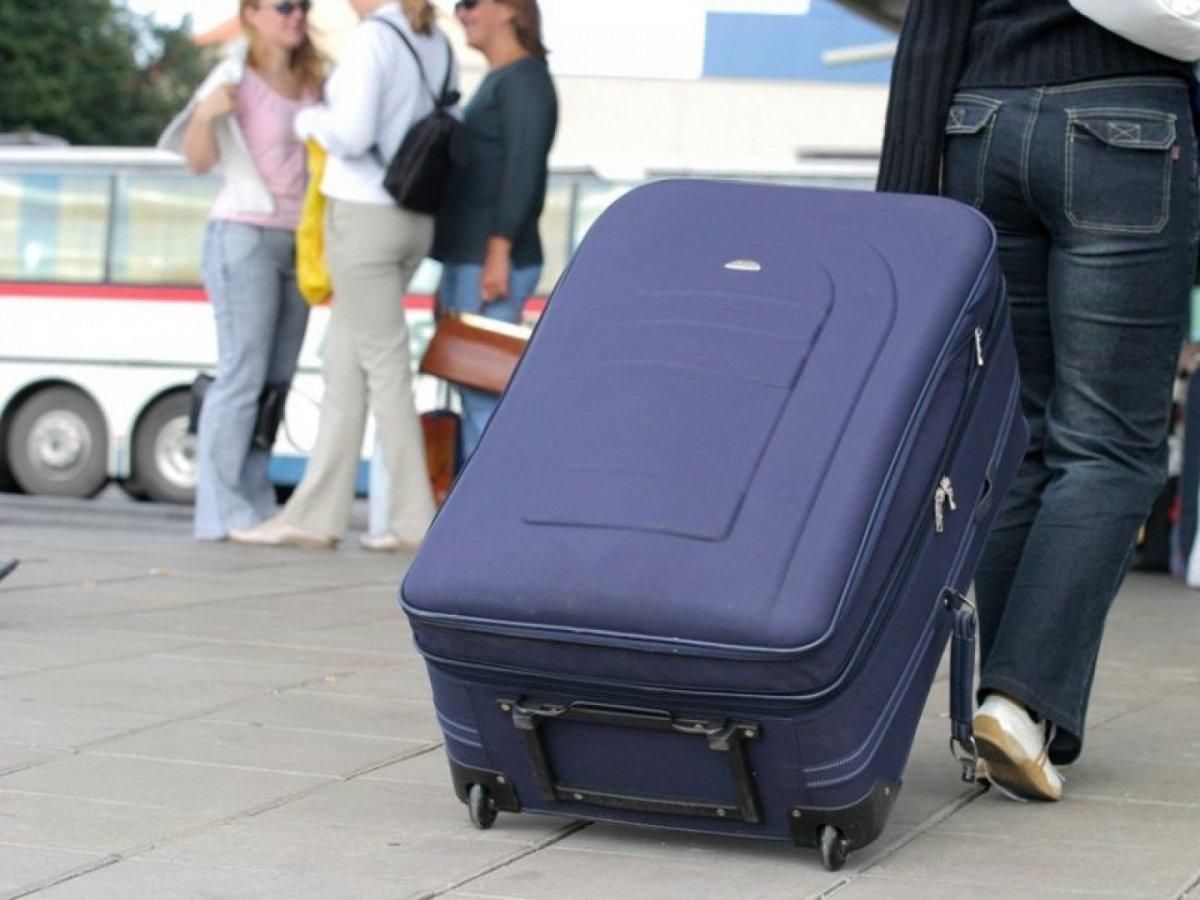 Тільки кожен 20-й українець виїжджає на заробітки до Польщі легально, – ЗМІ Тільки кожен 20-й українець виїжджає на заробітки до Польщі легально, – ЗМІ