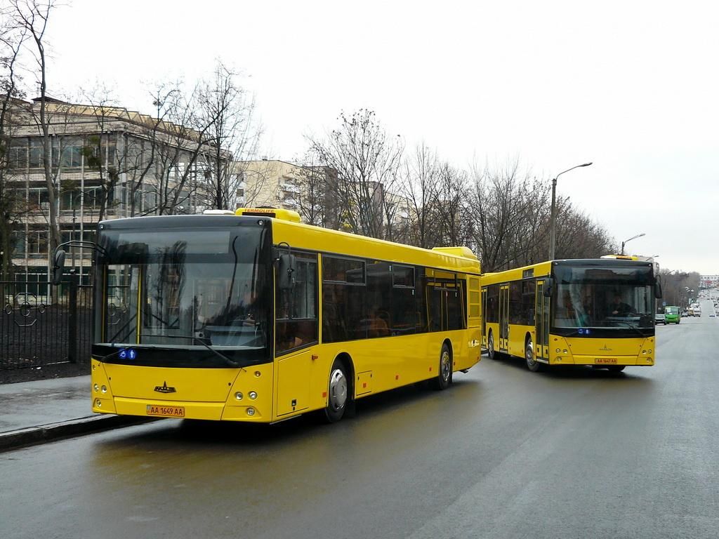 Дослідження: Критична нестача водіїв стала однією з причин підвищення цін на проїзд в Києві