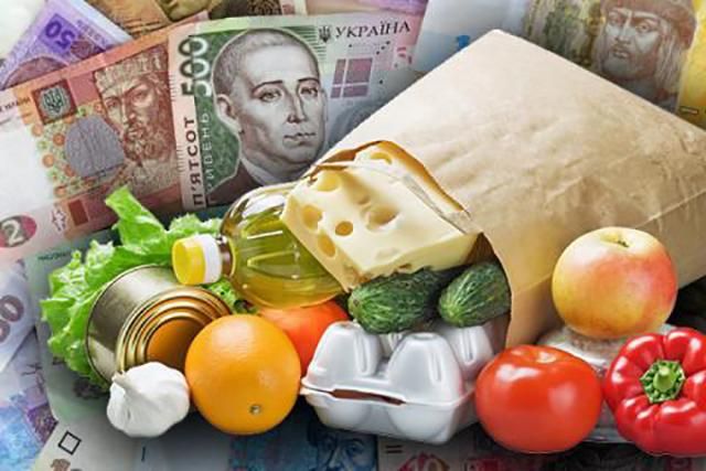 Украина попала в десятку стран, чьи граждане больше всего тратят на продукты