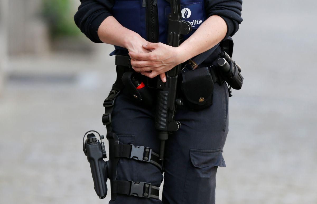 У Бельгії, під час погоні за біженцями, поліція застрелила дворічну дівчинку 