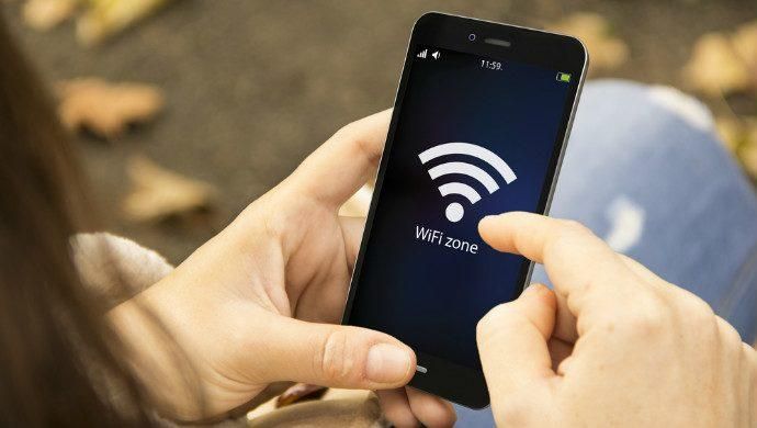 У громадському транспорті Києва запрацював безкоштовний Wi-Fi У громадському транспорті Києва запрацював безкоштовний Wi-Fi
